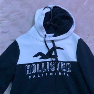 Black and white Hollister hoodie